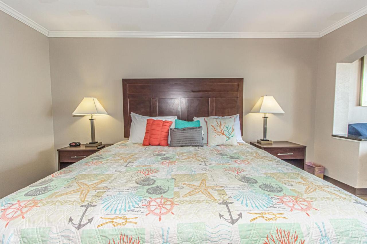 Ocean View King Suite With Modern Decor And Accents - Caravelle Resort 605 Sleeps 4 Guests Myrtle Beach Exterior foto