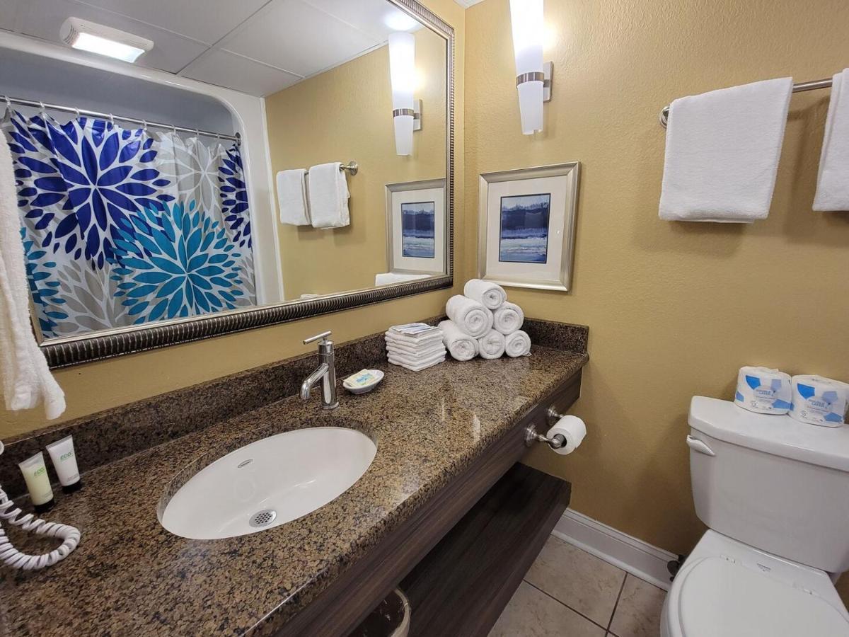 Ocean View King Suite With Modern Decor And Accents - Caravelle Resort 605 Sleeps 4 Guests Myrtle Beach Exterior foto